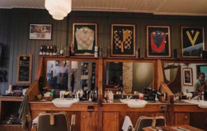 MRbarbers Scrolling5