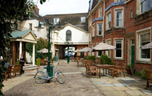 Rutland Arms Hotel Scrolling