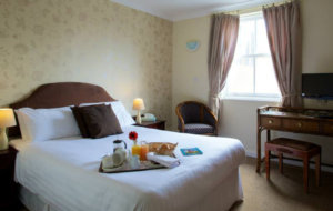 Rutland Arms Hotel Scrolling5