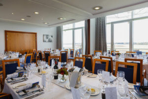 Newmarket Racecourses Large Box