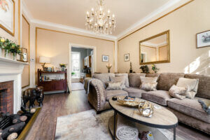 Spacious lounge to relax